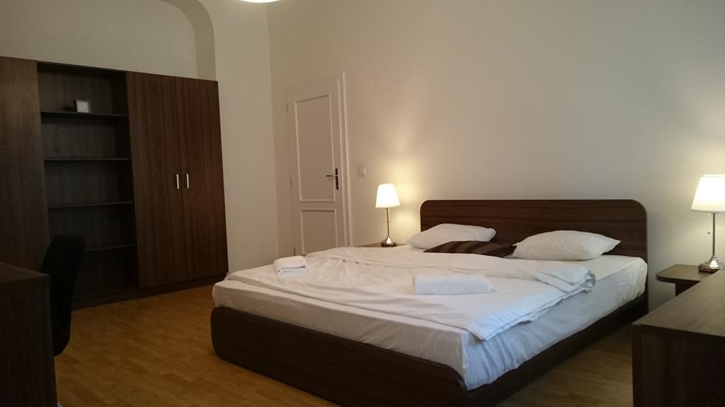 Lion Apartments Medena, Big Size, High Ceilings Bratislava Chambre photo