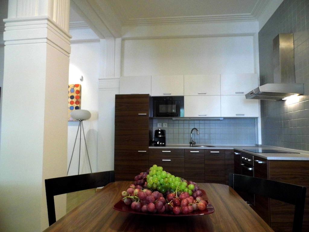 Lion Apartments Medena, Big Size, High Ceilings Bratislava Chambre photo
