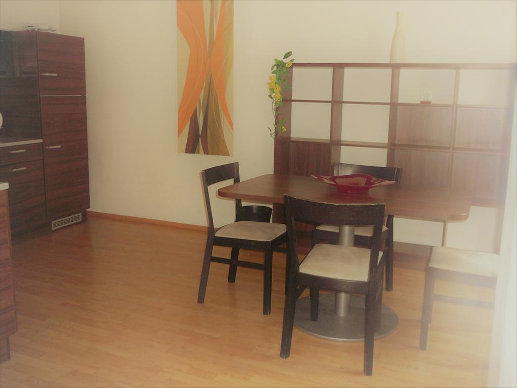 Lion Apartments Medena, Big Size, High Ceilings Bratislava Extérieur photo
