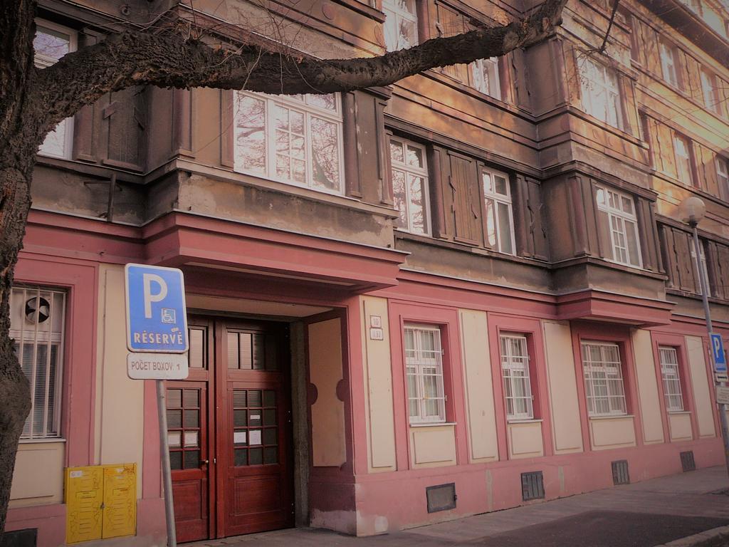 Lion Apartments Medena, Big Size, High Ceilings Bratislava Extérieur photo