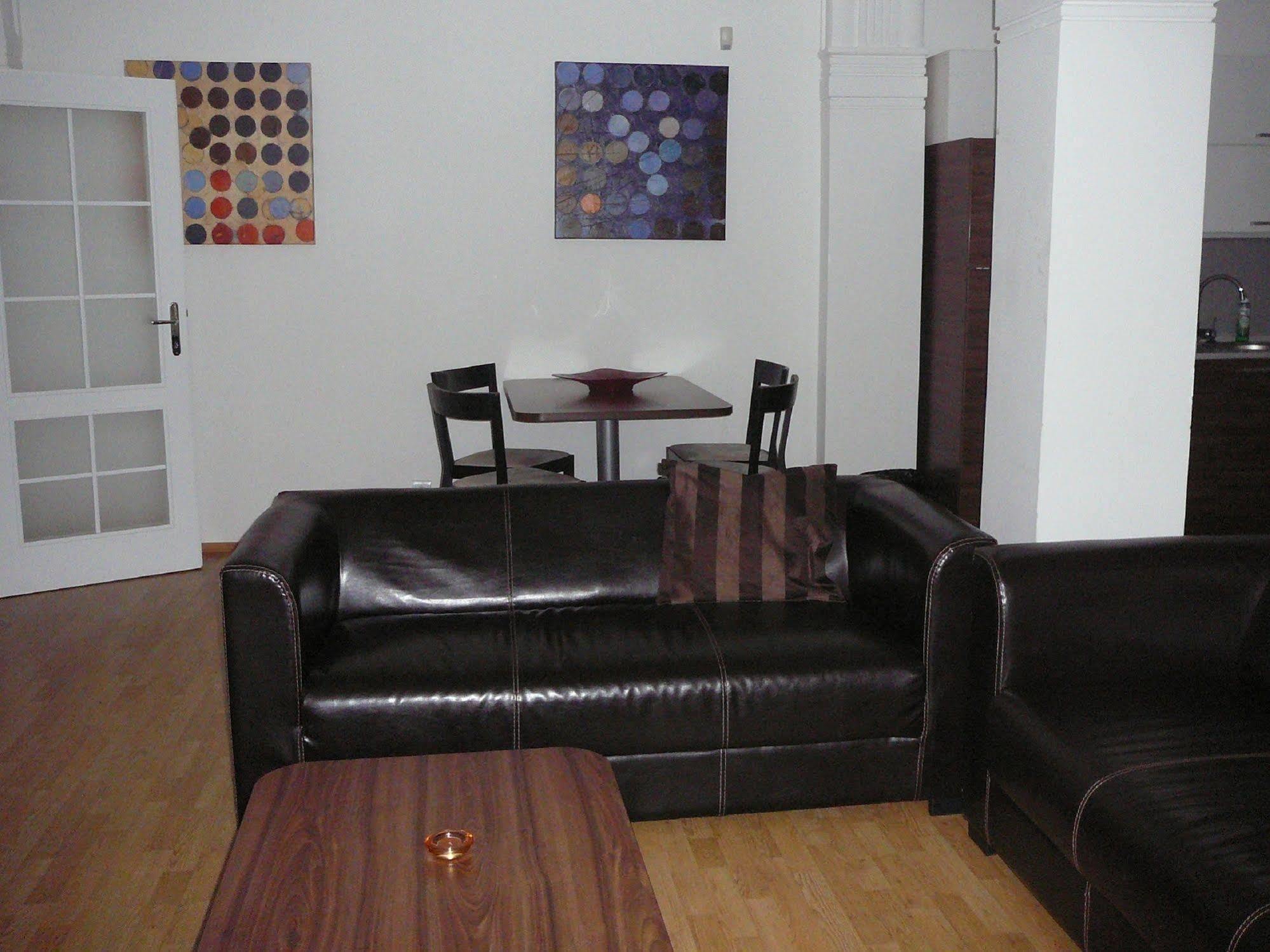 Lion Apartments Medena, Big Size, High Ceilings Bratislava Extérieur photo