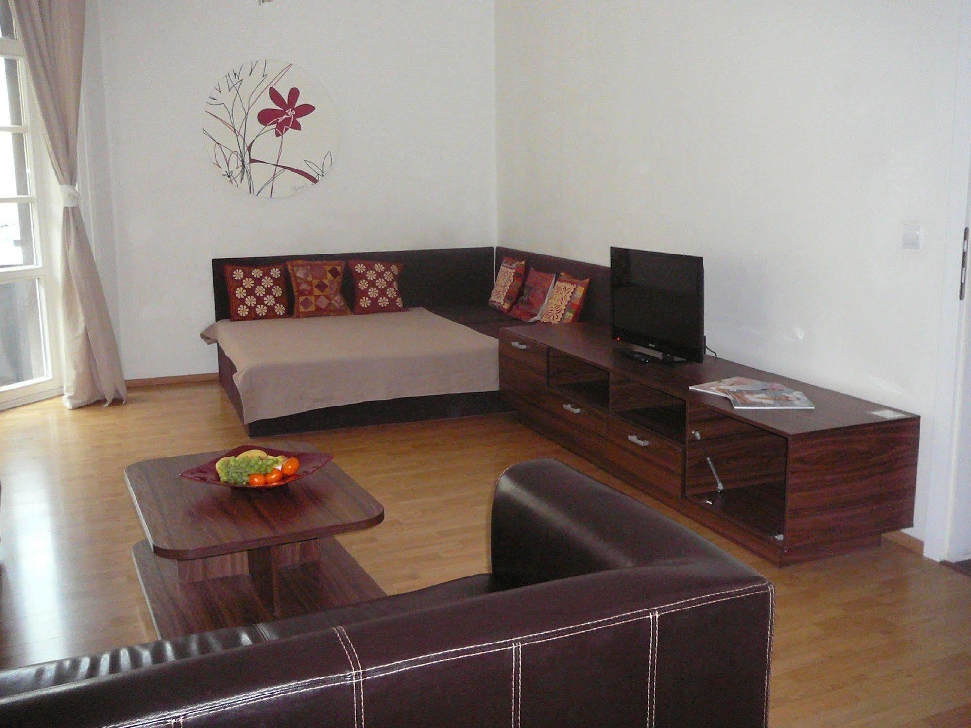 Lion Apartments Medena, Big Size, High Ceilings Bratislava Extérieur photo